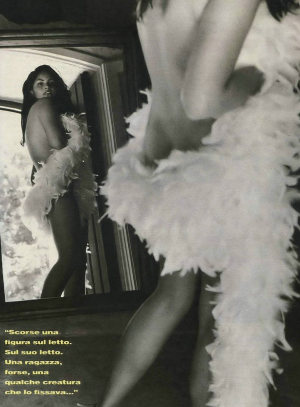 Mandala Tayde nude. Photo - 5