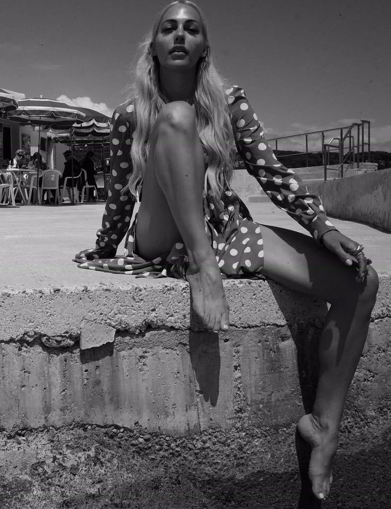 Meryem Uzerli nude. Photo - 13