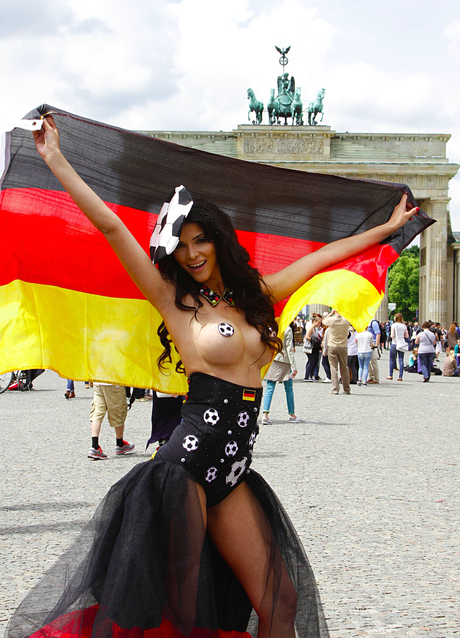 Micaela Schäfer nude. Photo - 173