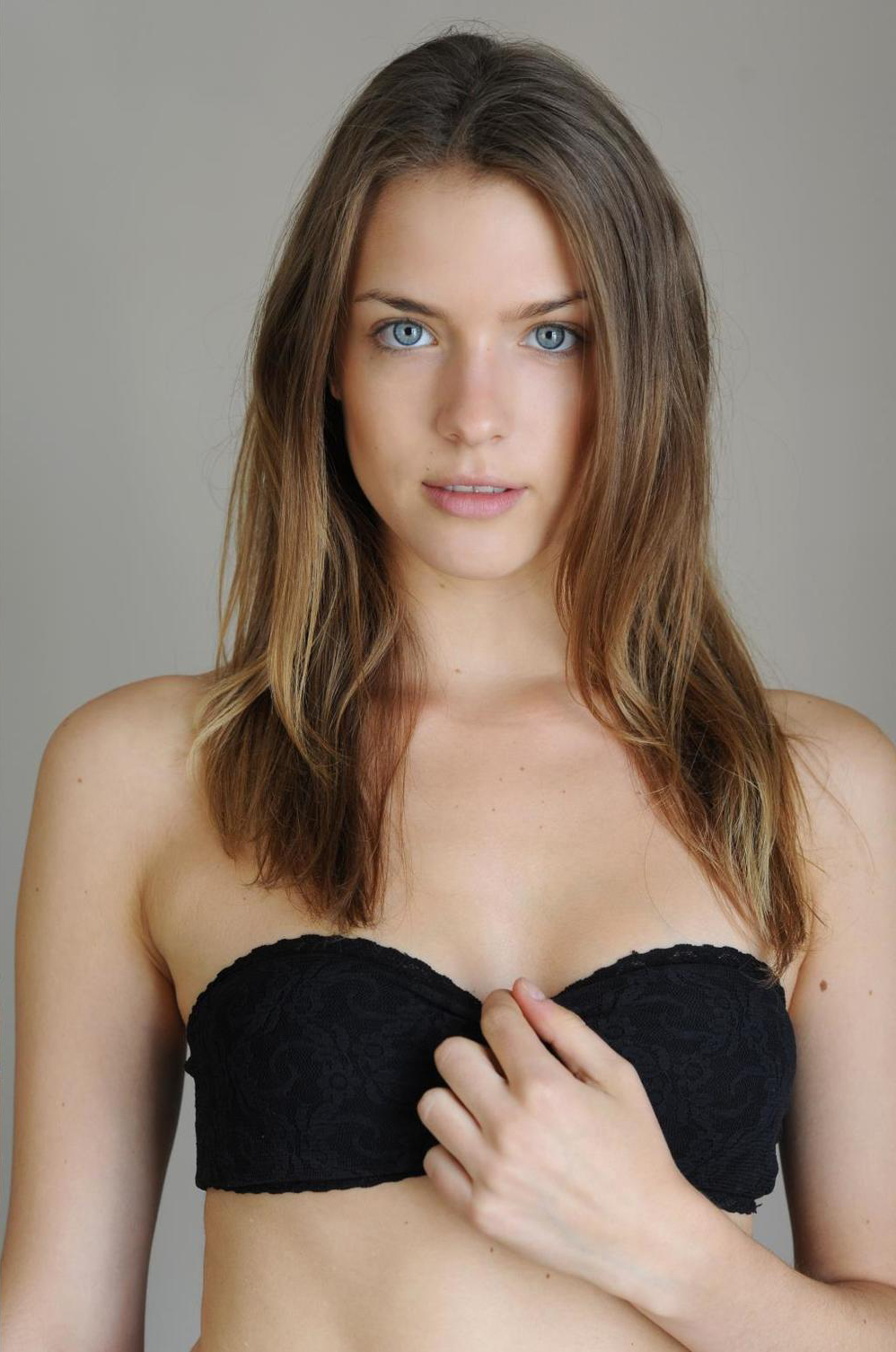 Paula Riemann nude. Photo - 6