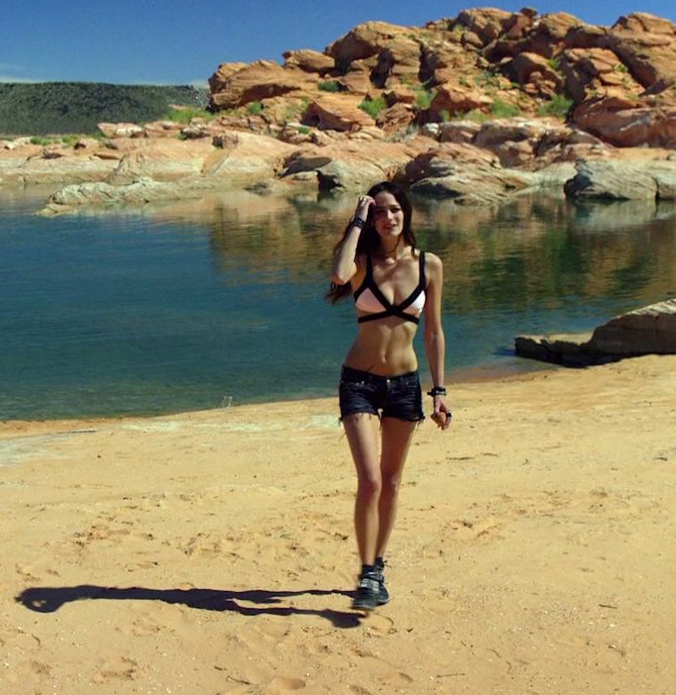 Sandy Leddin nude. Photo - 7