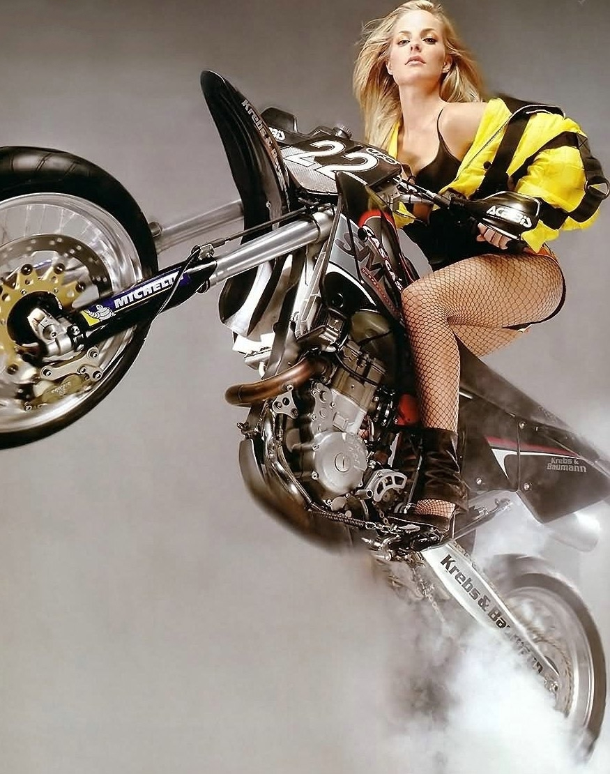 Sandy Mölling nude. Photo - 57