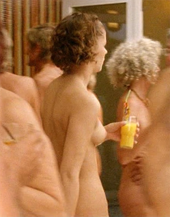 Sarah Kim Gries nude. Photo - 2