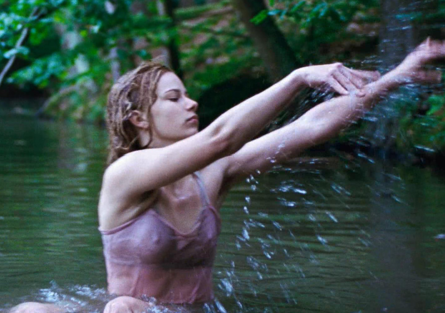 Saskia Rosendahl nude. Photo - 11