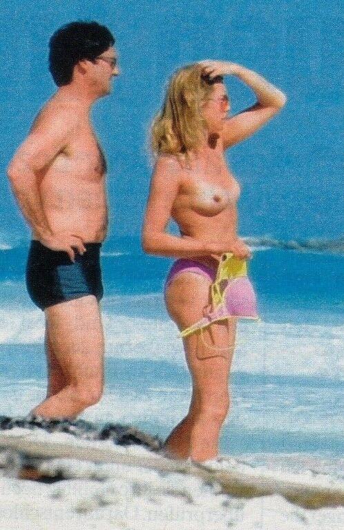 Saskia Valencia nude. Photo - 14