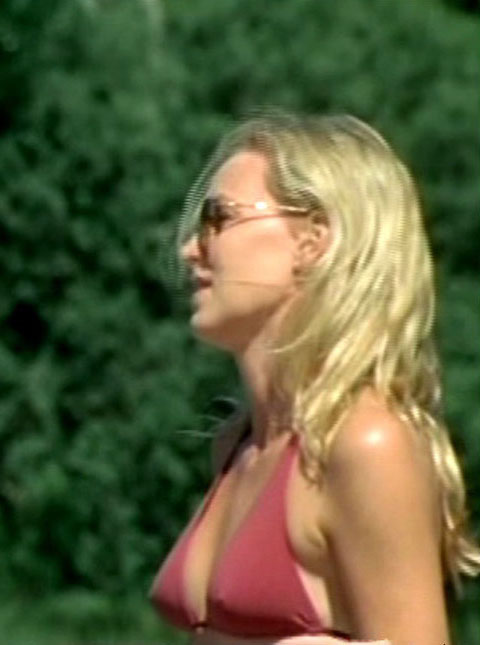 Simone Hanselmann nude. Photo - 15