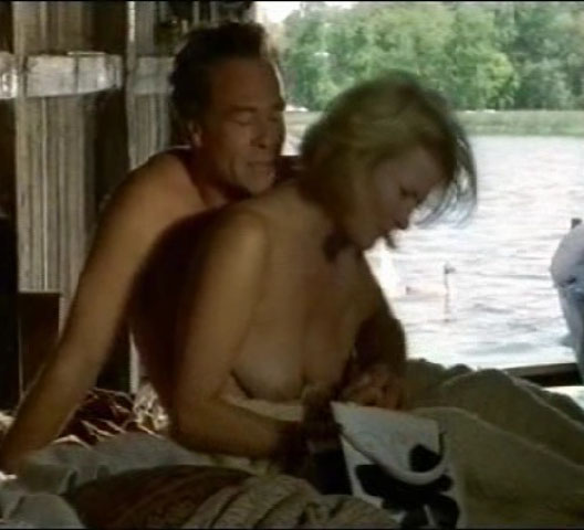 Suzanne von Borsody nude. Photo - 5