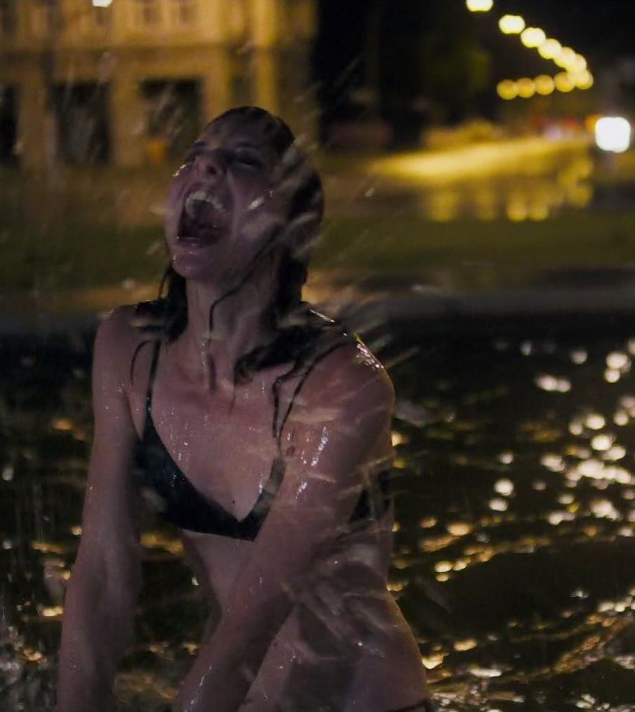 Svenja Jung nude. Photo - 18