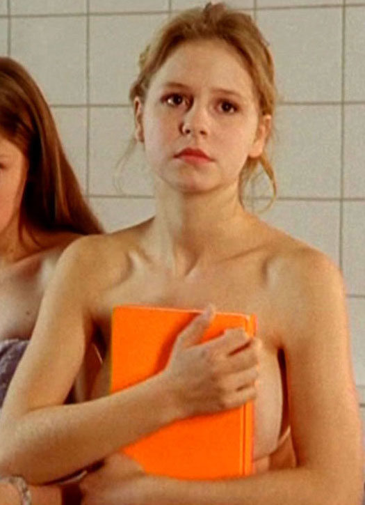 Theresa Scholze nude. Photo - 10