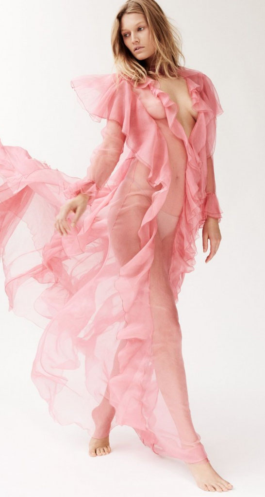 Toni Garrn nude. Photo - 49