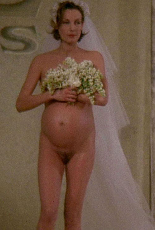 Ute Lemper nude. Photo - 10