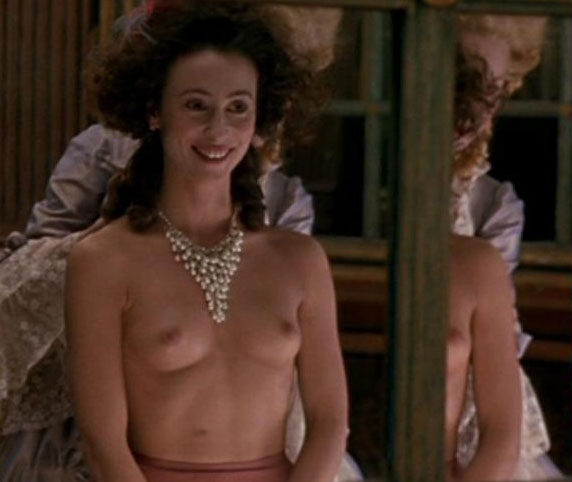 Ute Lemper nude. Photo - 5