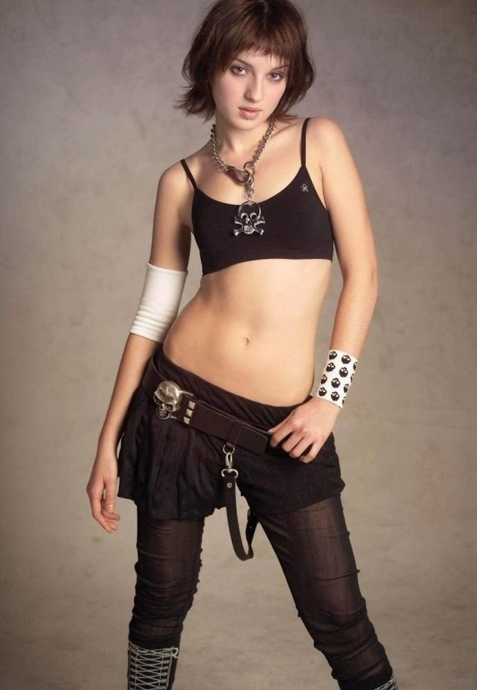 María Valverde nude. Photo - 15