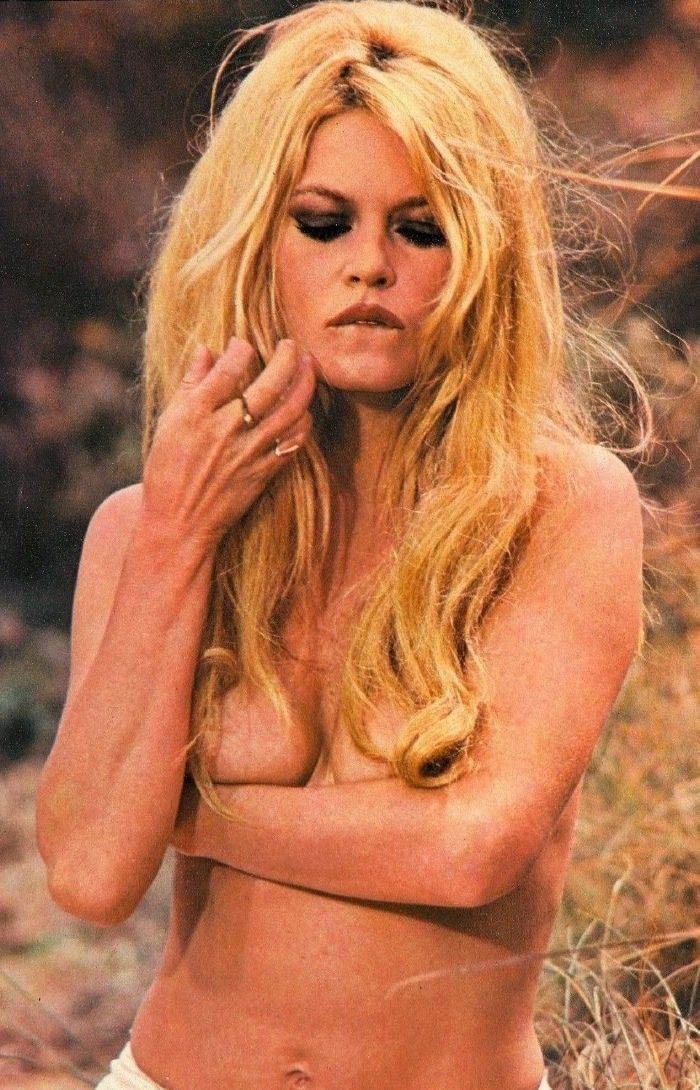 Brigitte Bardot nude. Photo - 12