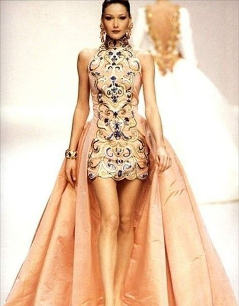 Carla Bruni nude. Photo - 34