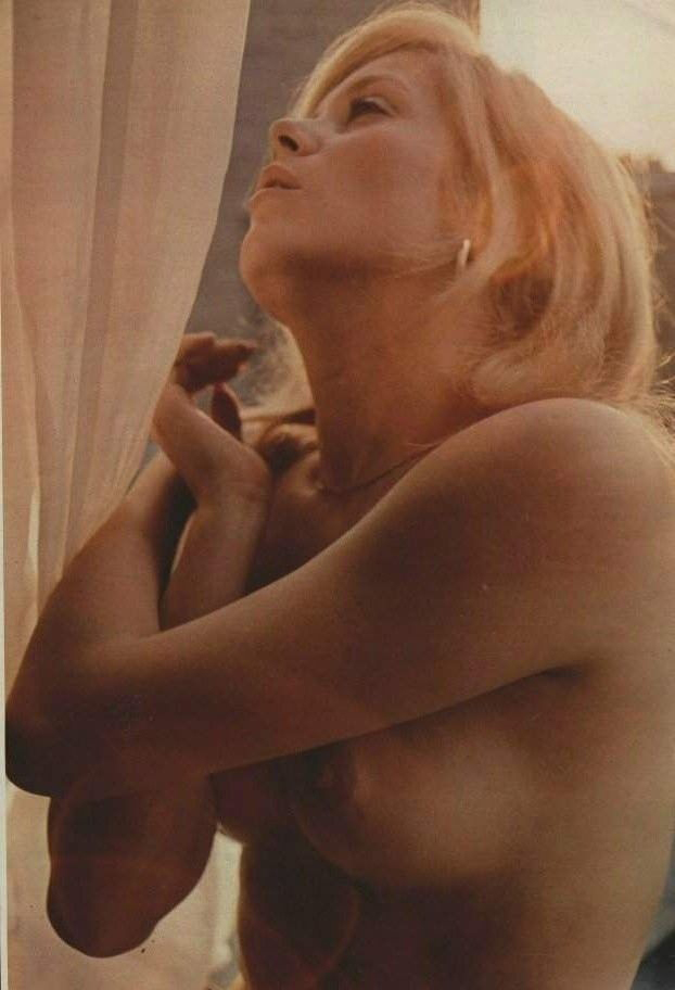 Catherine Deneuve nude. Photo - 11