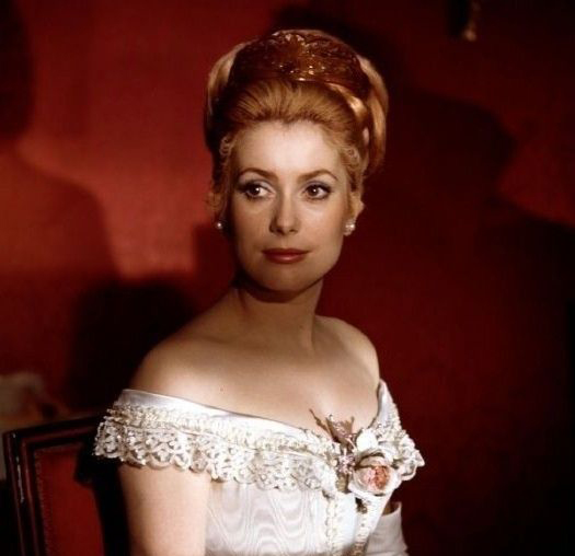 Catherine Deneuve nude. Photo - 21