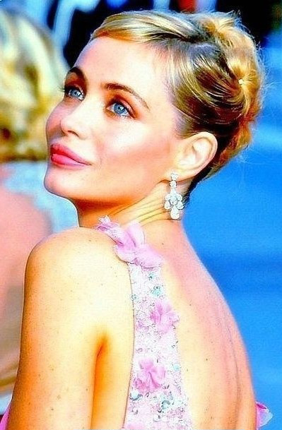 Emmanuelle Beart nude. Photo - 7