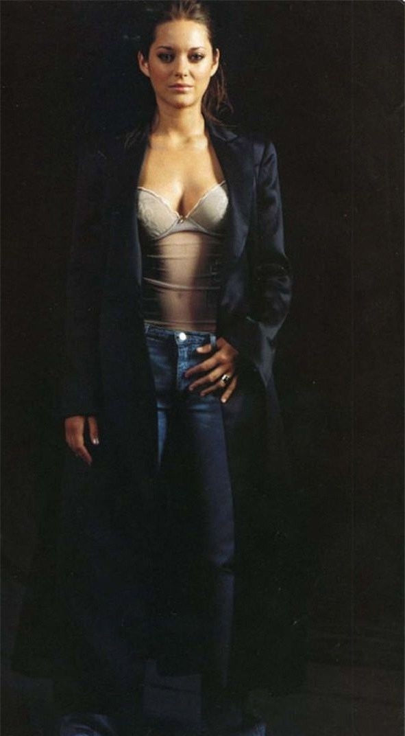 Marion Cotillard nude. Photo - 19