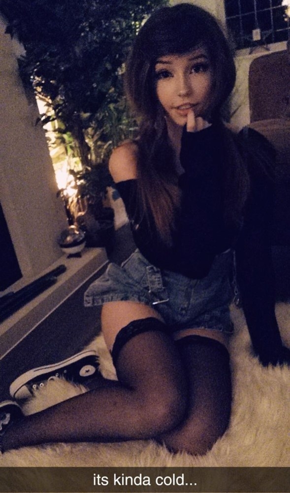 Belle Delphine nude. Photo - 35