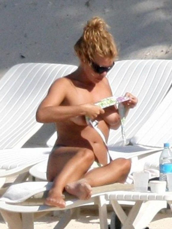 Billie Piper nude. Photo - 3