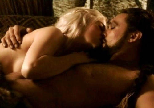 Emilia Clarke nude. Photo - 4