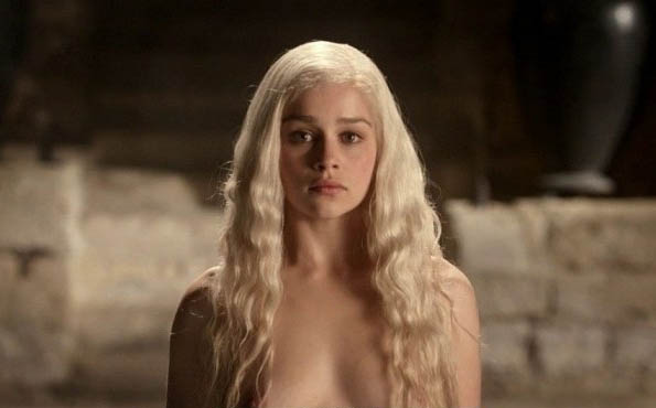 Emilia Clarke nude. Photo - 7