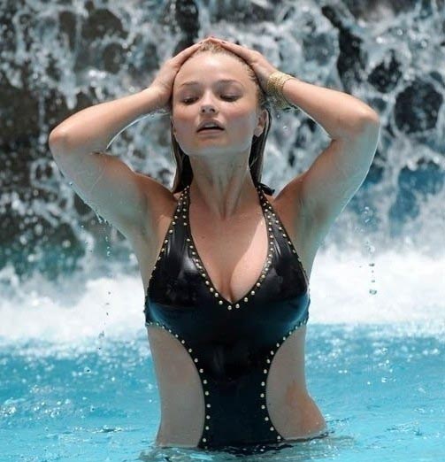 Emma Rigby nude. Photo - 1