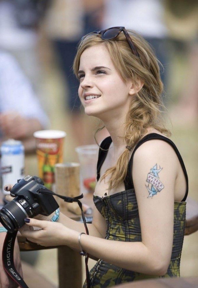 Emma Watson nude. Photo - 29