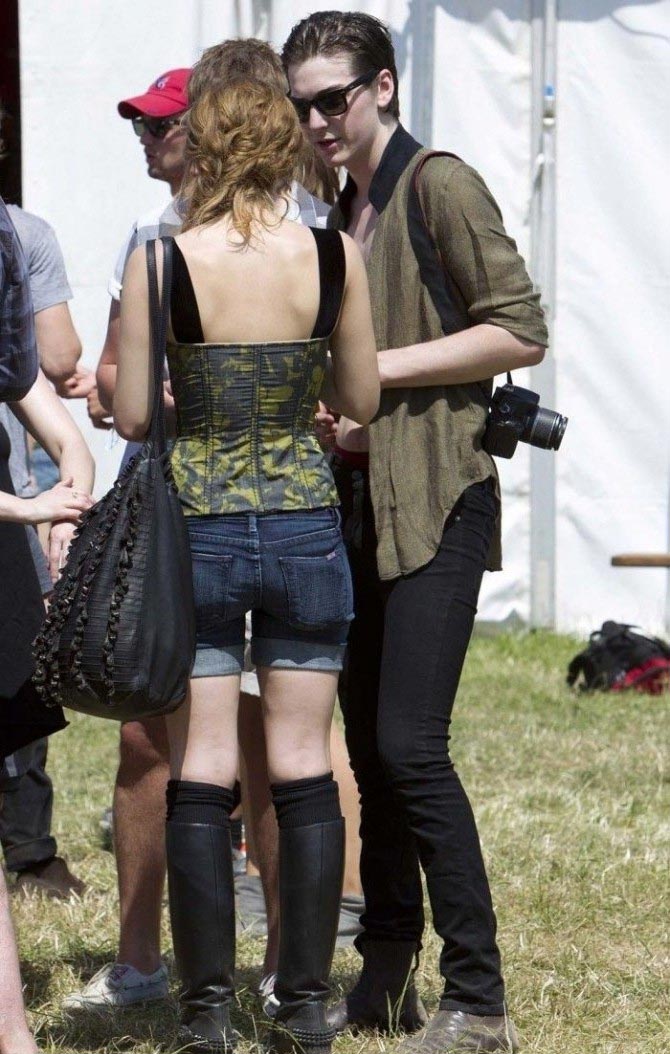 Emma Watson nude. Photo - 37