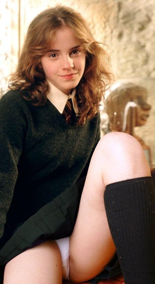 Emma Watson nude. Photo - 60