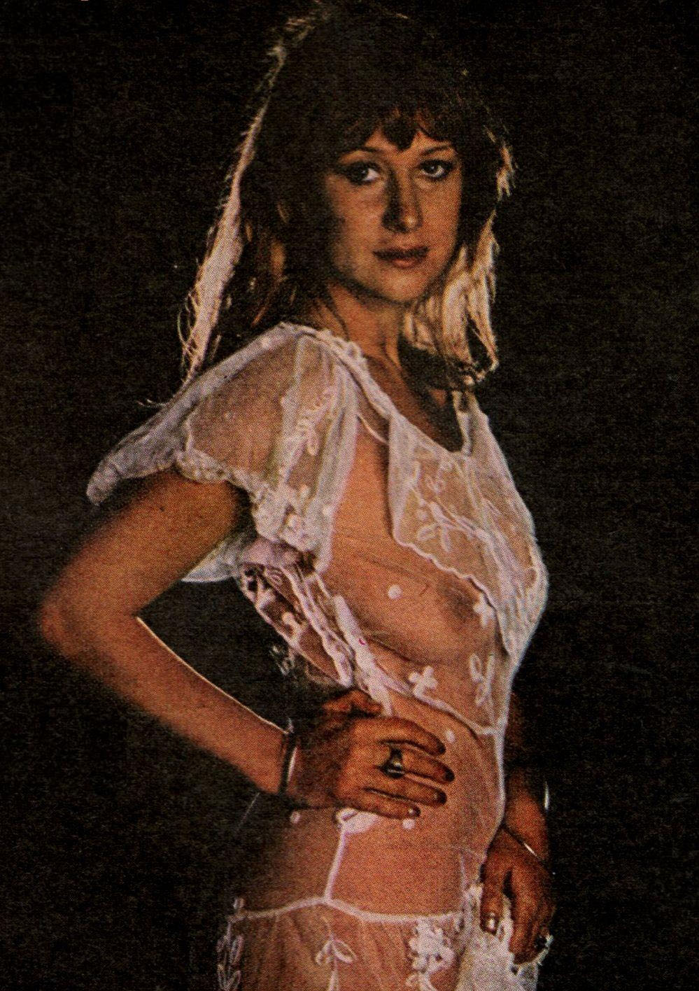 Helen Mirren nude. Photo - 16