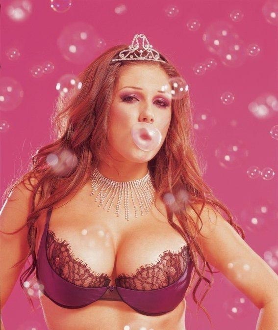 Lucy Pinder nude. Photo - 21