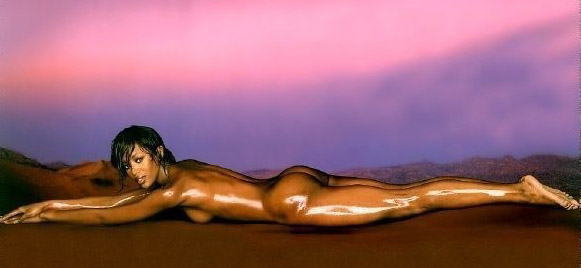 Naomi Campbell nude. Photo - 12
