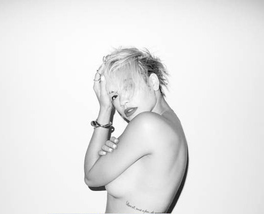 Rita Ora nude. Photo - 10