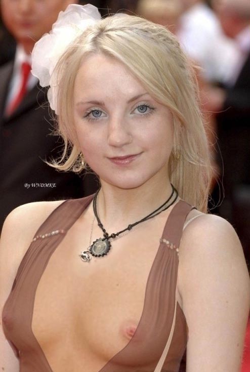 Evanna Lynch nude. Photo - 10