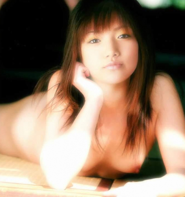 Maki Goto nude. Photo - 2