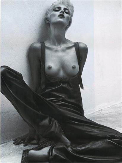 Anja Rubik nude. Photo - 20