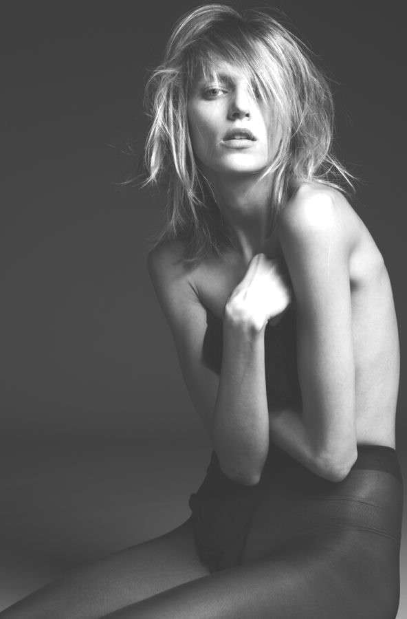 Anja Rubik nude. Photo - 38