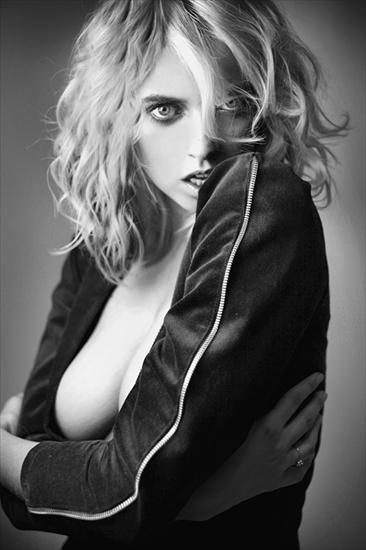 Sasha Strunin nude. Photo - 15