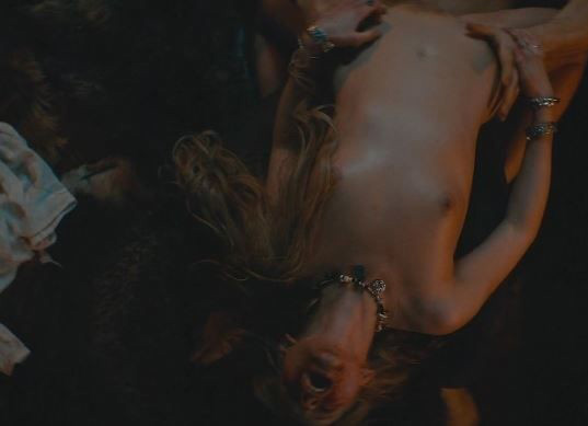 Aleksandra Bortich nude. Photo - 15