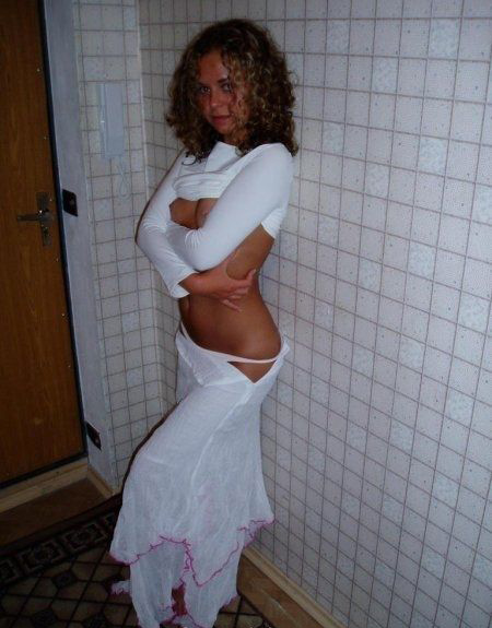 Alina Grosu nude. Photo - 1