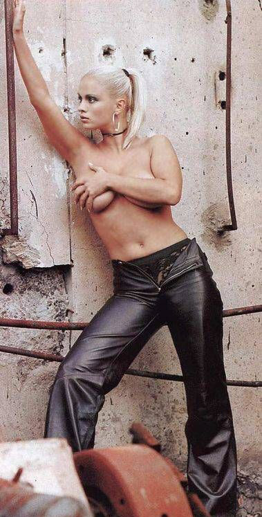 Anna Semenovich nude. Photo - 12