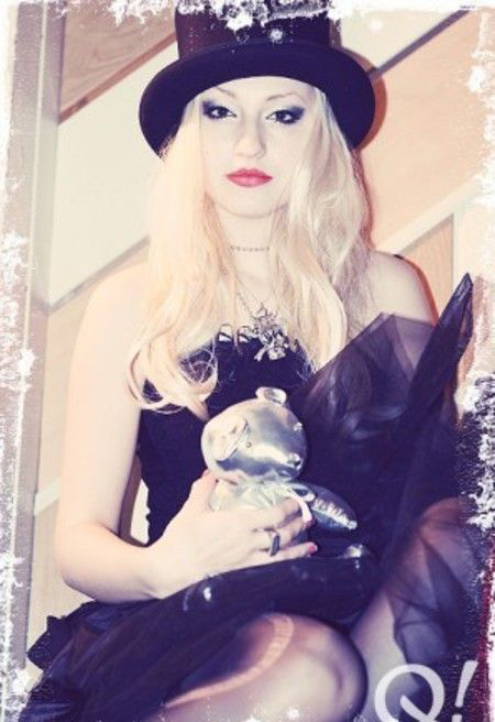 Blondinka Ksy nude. Photo - 4