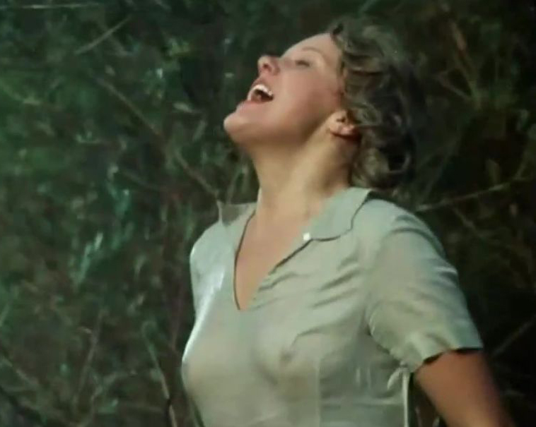 Elena Proklova nude. Photo - 10