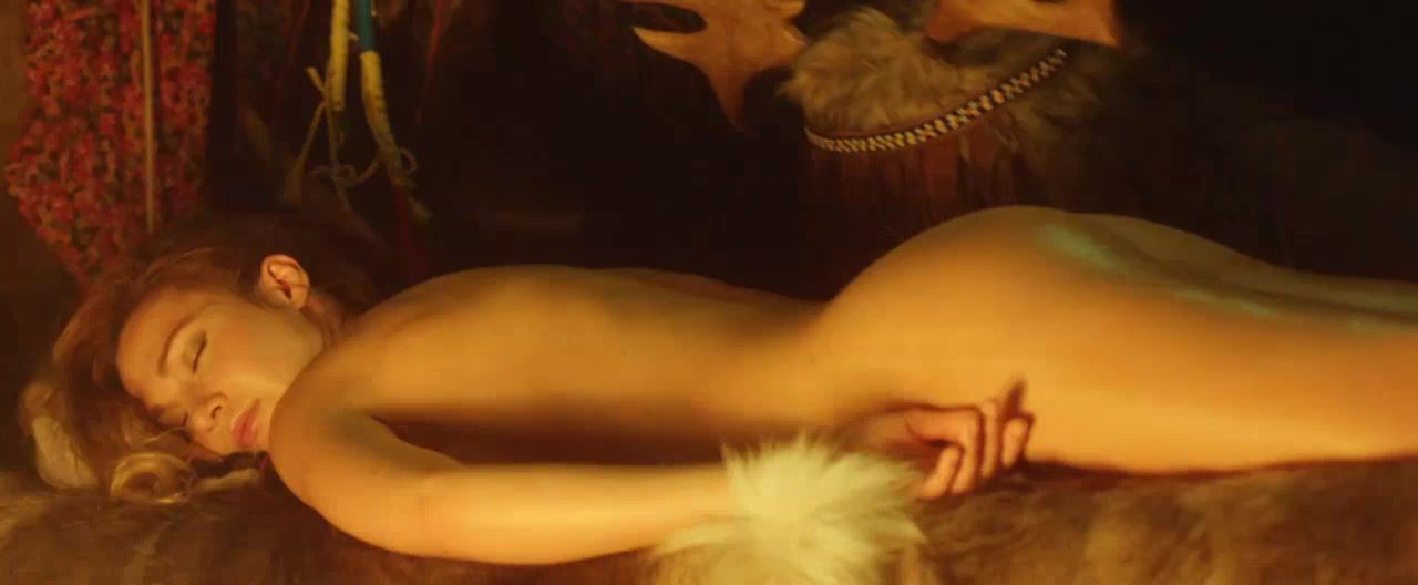 Evgeniya Brik nude. Photo - 17