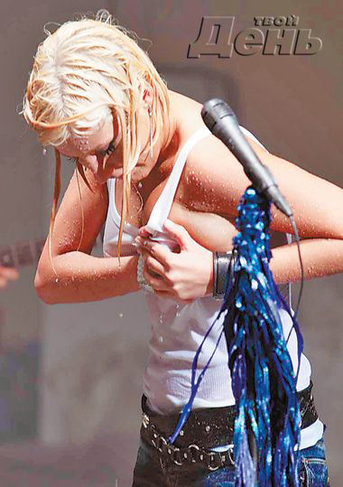 Kety Topuria nude. Photo - 6