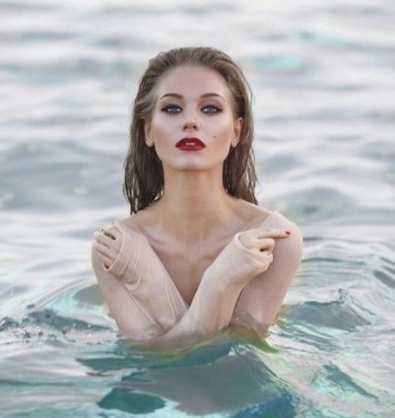 Kristina Asmus nude. Photo - 61