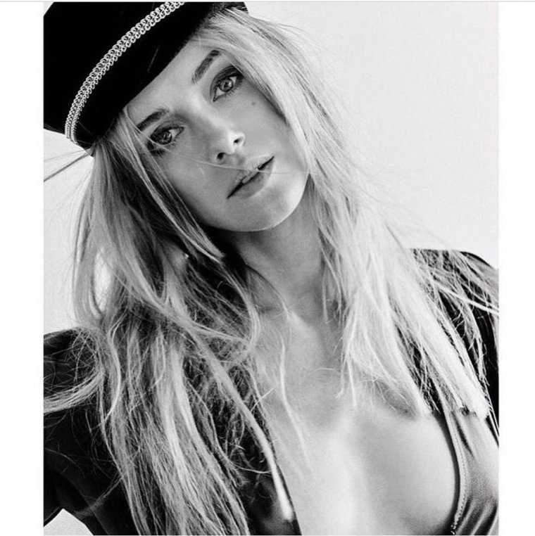 Ksenia Sukhinova nude. Photo - 16