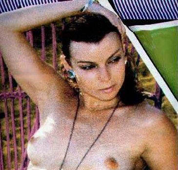 Lada Dens nude. Photo - 3